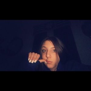 Meet your Posher, Michaela